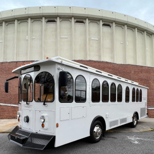 Fleet | Lafayette Limo & Trolley